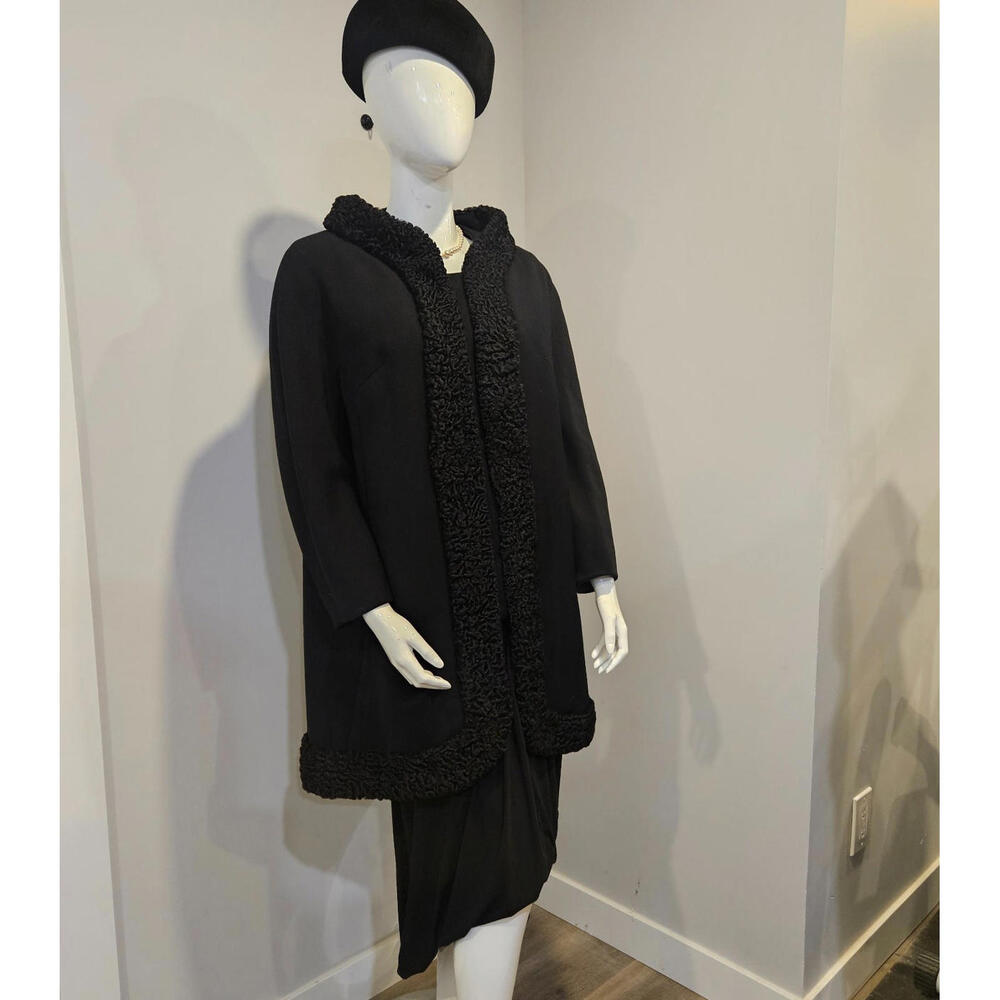 Vintage Lou Larry A Touch of Paris 50's Black Wool Coat w/ Persian Lamb Trim M
